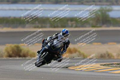 media/Oct-08-2022-SoCal Trackdays (Sat) [[1fc3beec89]]/Turn 14 (1050am)/